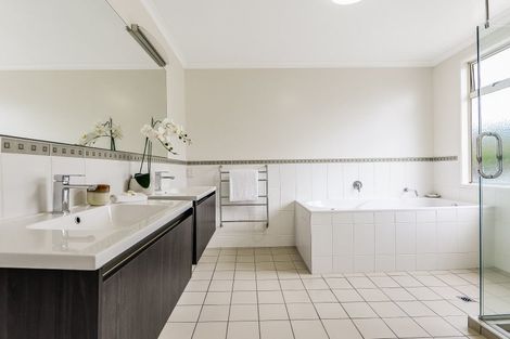 Photo of property in 40d Thackeray Street, Hamilton Lake, Hamilton, 3204