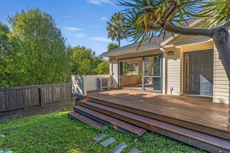 Photo of property in 3/18 Pleasant Road, Glen Eden, Auckland, 0602
