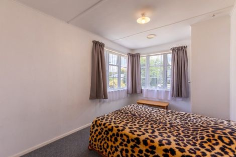 Photo of property in 10 Collett Street, Dannevirke, 4930