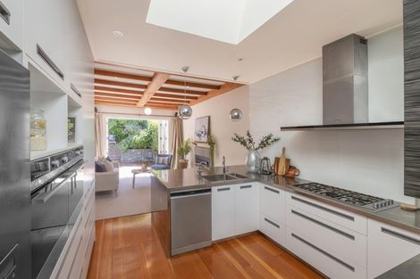 Photo of property in 101 Inglis Street, Seatoun, Wellington, 6022