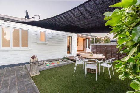 Photo of property in 69 Nelson Crescent, Napier South, Napier, 4110