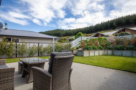 Photo of property in 76 Shields Street, Clyde, 9330