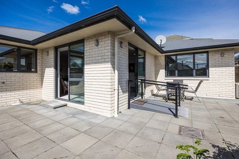 Photo of property in 64 Queens Drive, Saint Kilda, Dunedin, 9012