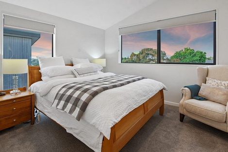 Photo of property in 4 Matau Way, Hauraki, Auckland, 0622