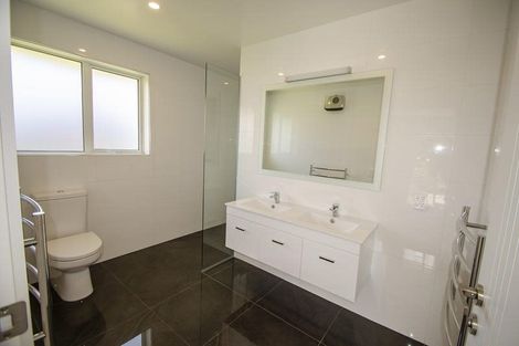 Photo of property in 10 Phoenix Place, Cromwell, 9310