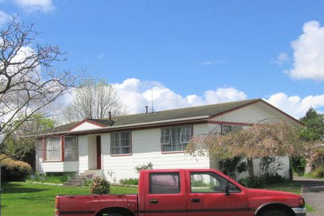 Photo of property in 31 Browning Crescent, Owhata, Rotorua, 3010