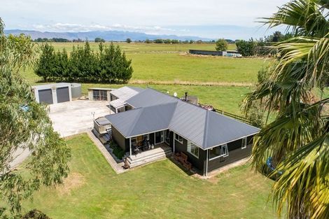 Photo of property in 281 Hoihere Road, Tiakitahuna, Palmerston North, 4477