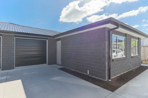 Photo of property in 44a-b Egmont Road, Waiwhakaiho, New Plymouth, 4312