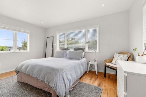 Photo of property in 1/45 College Road, Northcote, Auckland, 0627