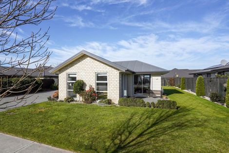 Photo of property in 65 Kippenberger Avenue, Rangiora, 7400
