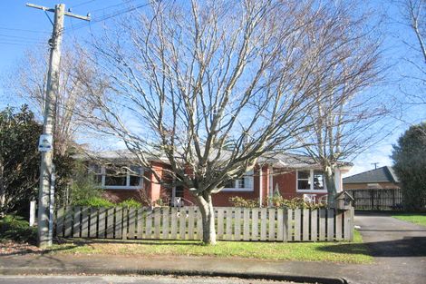 Photo of property in 8 Viola Place, Papakura, 2110