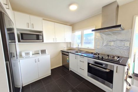 Photo of property in 2/6 Hart Road, Hauraki, Auckland, 0622