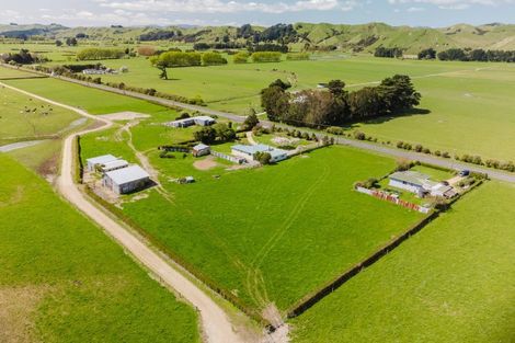 Photo of property in 83172 State Highway 2, Eketahuna, 4993