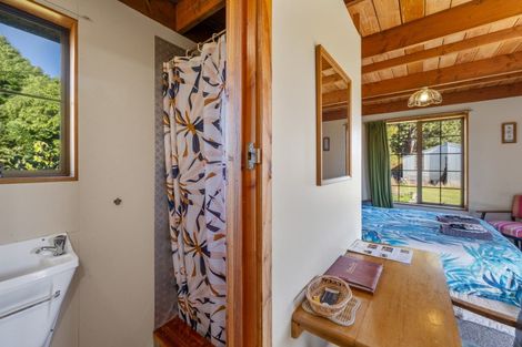 Photo of property in The Crows Nest Backpackers, 3365 Ida Valley-omakau Road, Oturehua, 9387