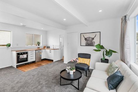 Photo of property in 2/93 Randwick Crescent, Moera, Lower Hutt, 5010