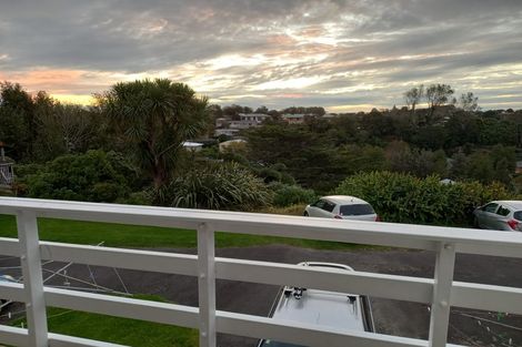 Photo of property in 166 Frankley Road, Frankleigh Park, New Plymouth, 4310