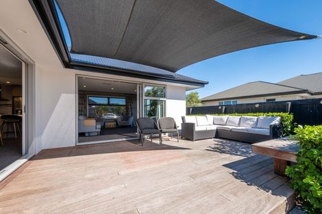 Photo of property in 8 Whincops Road, Halswell, Christchurch, 8025