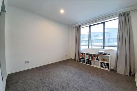 Photo of property in 17 Moki Place, Long Bay, Auckland, 0630