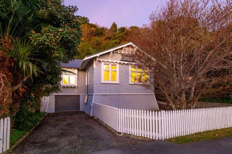 Photo of property in 177 Tasman Street, Nelson, 7010