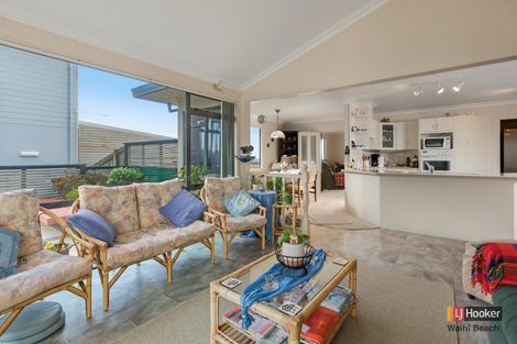 Photo of property in 142 Seaforth Road, Waihi Beach, 3611