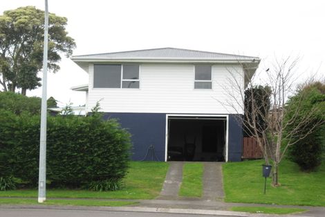 Photo of property in 16 Oleander Place, Bell Block, New Plymouth, 4312