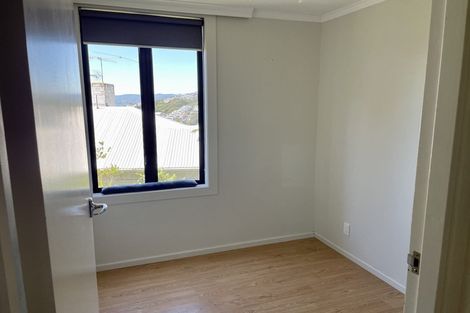 Photo of property in 4/2 Oriental Terrace, Mount Victoria, Wellington, 6011