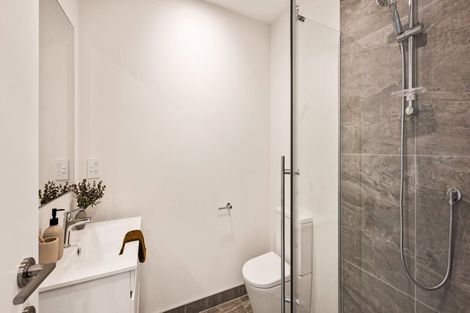 Photo of property in 7/721 Te Atatu Road, Te Atatu Peninsula, Auckland, 0610