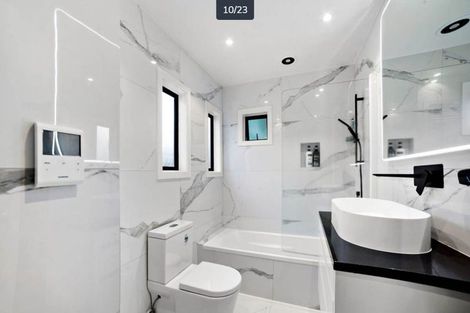 Photo of property in The Grange, 61/92 Bush Road, Albany, Auckland, 0632