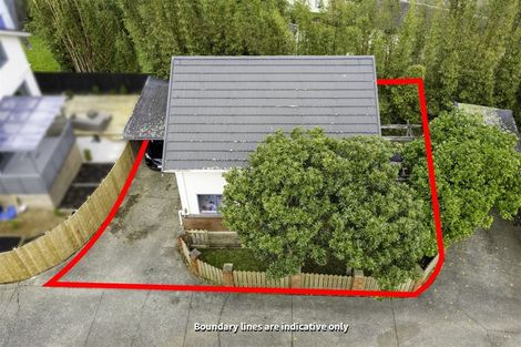 Photo of property in 30 Benchmark Drive, Massey, Auckland, 0614
