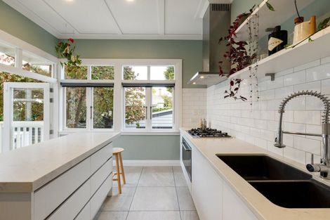 Photo of property in 222 River Road, Claudelands, Hamilton, 3214