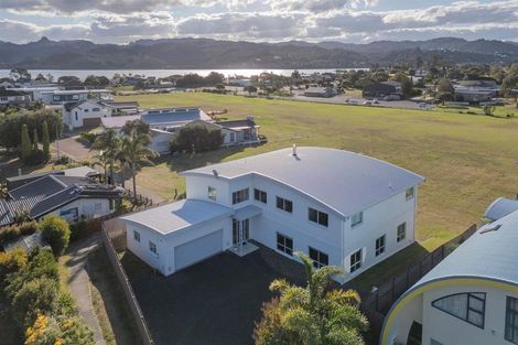 Photo of property in 5 Opal Place, Pauanui, Hikuai, 3579