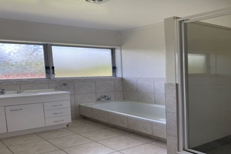 Photo of property in 50 Collie Street, Hillpark, Auckland, 2102