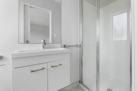 Photo of property in 7/51 Wharf Road, Te Atatu Peninsula, Auckland, 0610