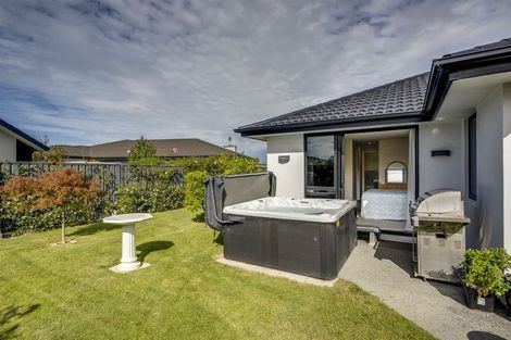 Photo of property in 16 Kapiti Drive, Poraiti, Napier, 4112