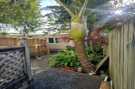 Photo of property in 100 Owen Street, Newtown, Wellington, 6021