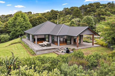 Photo of property in 99 Upper Whangateau Road, Big Omaha, Warkworth, 0985