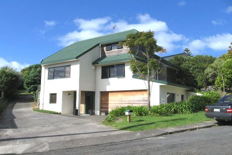 Photo of property in 1/23 Bevyn Street, Castor Bay, Auckland, 0620