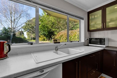 Photo of property in 120 Paraite Road, Paraite, New Plymouth, 4373