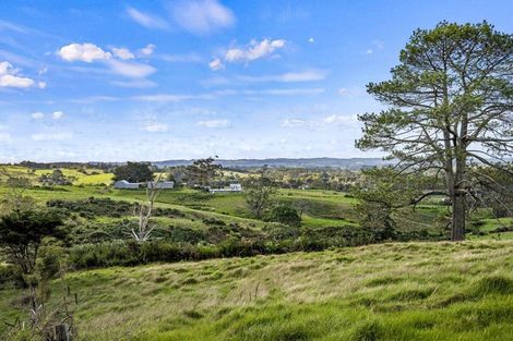 Photo of property in 148 Waitakere Road, Waitakere, Auckland, 0782
