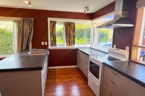 Photo of property in 2 Shaftesbury Street, Avonhead, Christchurch, 8042