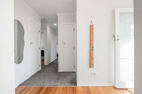 Photo of property in 3 Russleigh Drive, Dinsdale, Hamilton, 3204