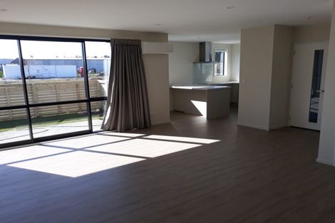 Photo of property in 27 Perendale Street, Belfast, Christchurch, 8051