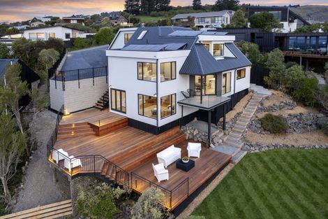 Photo of property in 7 Hatherly Lane, Mount Pleasant, Christchurch, 8081