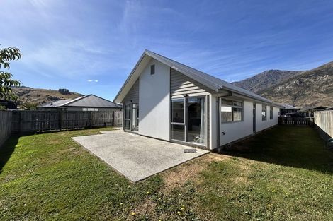 Photo of property in 6a Judge And Jury Drive, Lake Hayes, Queenstown, 9304