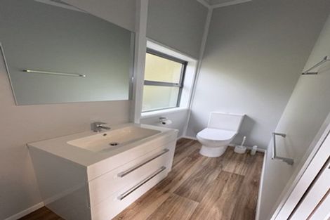 Photo of property in 106c Wyndham Road, Pinehaven, Upper Hutt, 5019