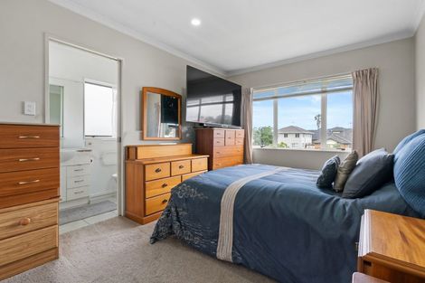 Photo of property in 327 Chapel Road, Flat Bush, Auckland, 2016