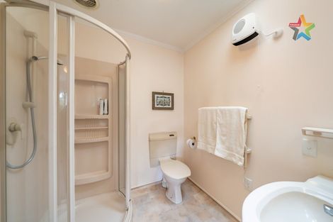 Photo of property in 2/945 High Street, Avalon, Lower Hutt, 5011