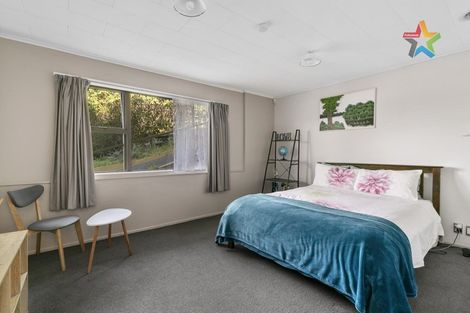 Photo of property in 10 Jacaranda Grove, Maungaraki, Lower Hutt, 5010
