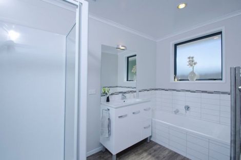 Photo of property in 15 Coprosma Close, Papamoa Beach, Papamoa, 3118