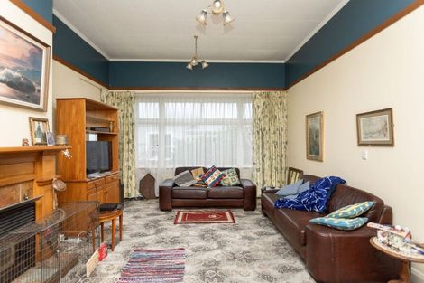 Photo of property in 12 Grant Street, Dannevirke, 4930